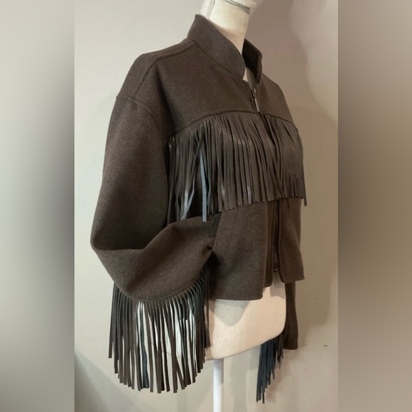 BLANK NYC Women’s Brown Cropped Fringe Jacket Western Style Relaxed Fit Sz S NWT - Picture 8 of 12